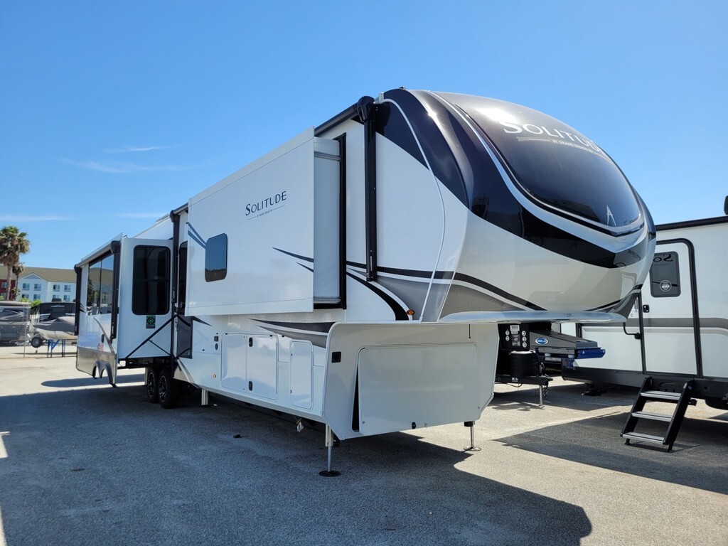 2026 Grand Design Solitude 417KB in gilroy CA