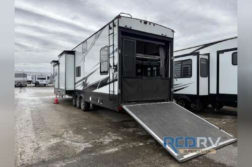 2023 Dutchmen Rv Voltage 4271 in pataskala OH