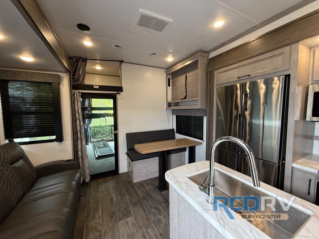 2023 Dutchmen Rv Voltage 4271 in pataskala OH