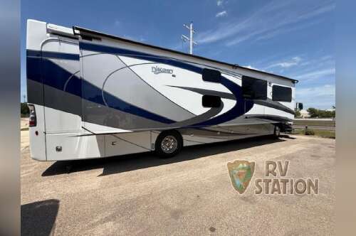 2023 Fleetwood Rv Discovery LXE 40G in college station TX