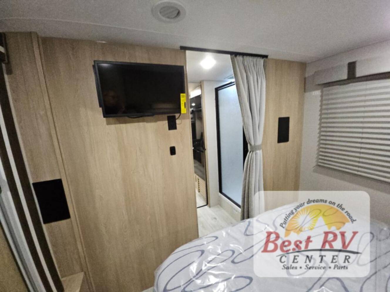 A photo of this 2026 Coachmen Rv Leprechaun 319MB Ford 450