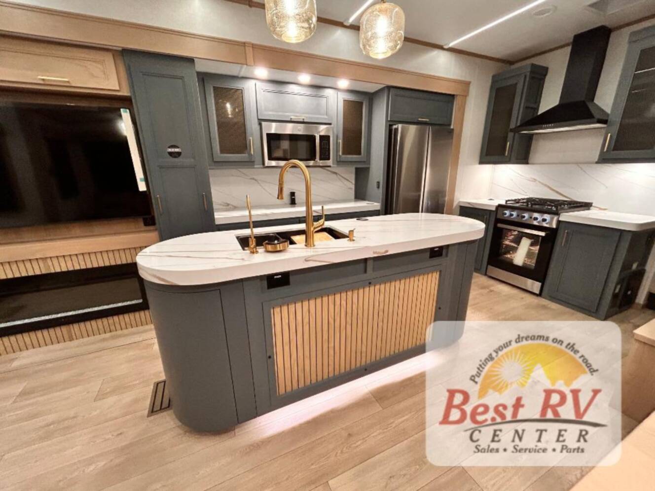A photo of this 2026 Redwood Rv Redwood 412GK