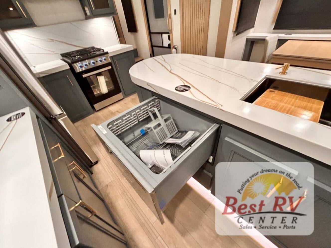 A photo of this 2026 Redwood Rv Redwood 412GK