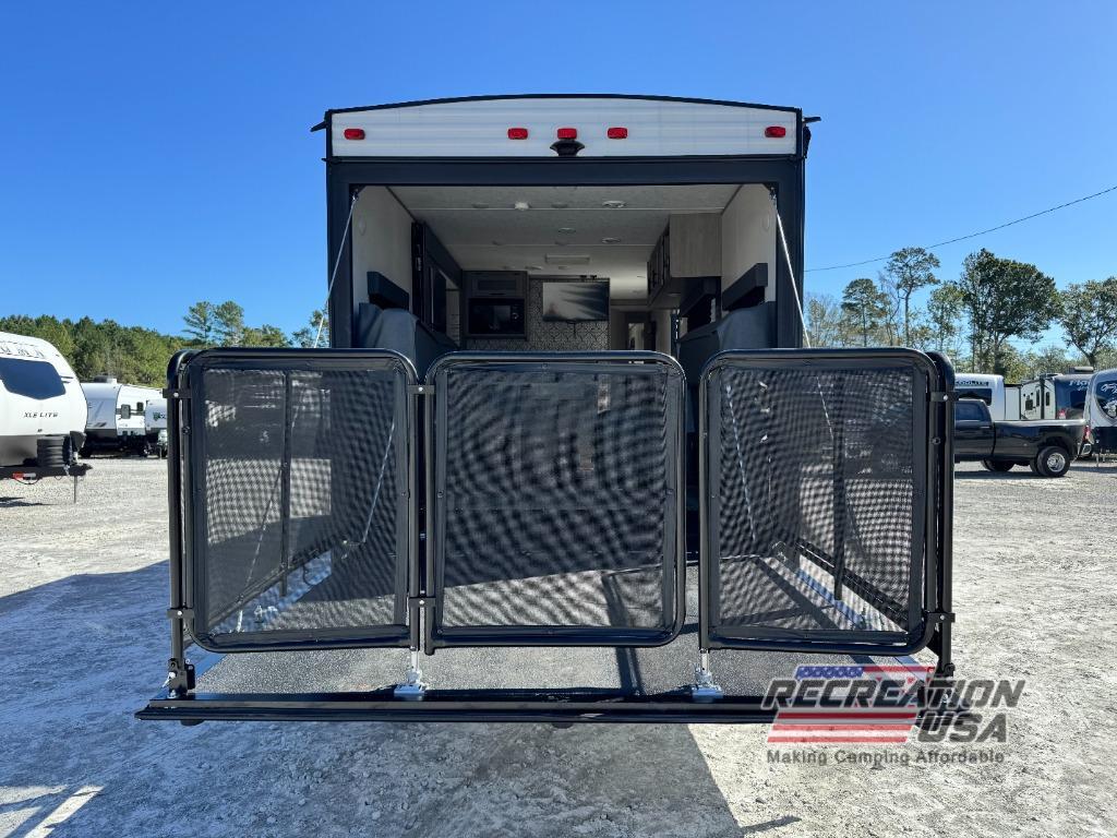 2022 Dutchmen Rv Coleman Lantern Series 270TQ in longs SC