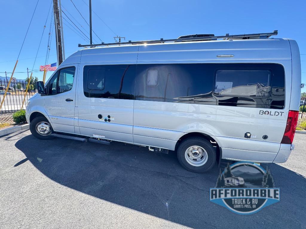 2021 Winnebago Boldt 70BL Q70BL in grants pass OR