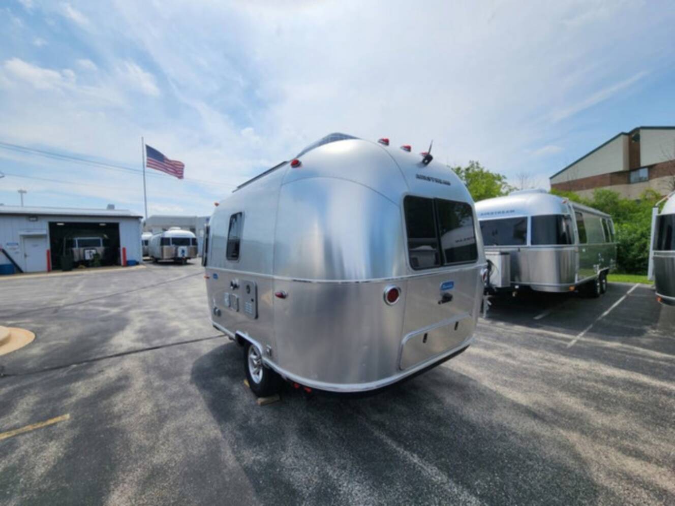 A photo of this 2025 Airstream Bambi 16RB
