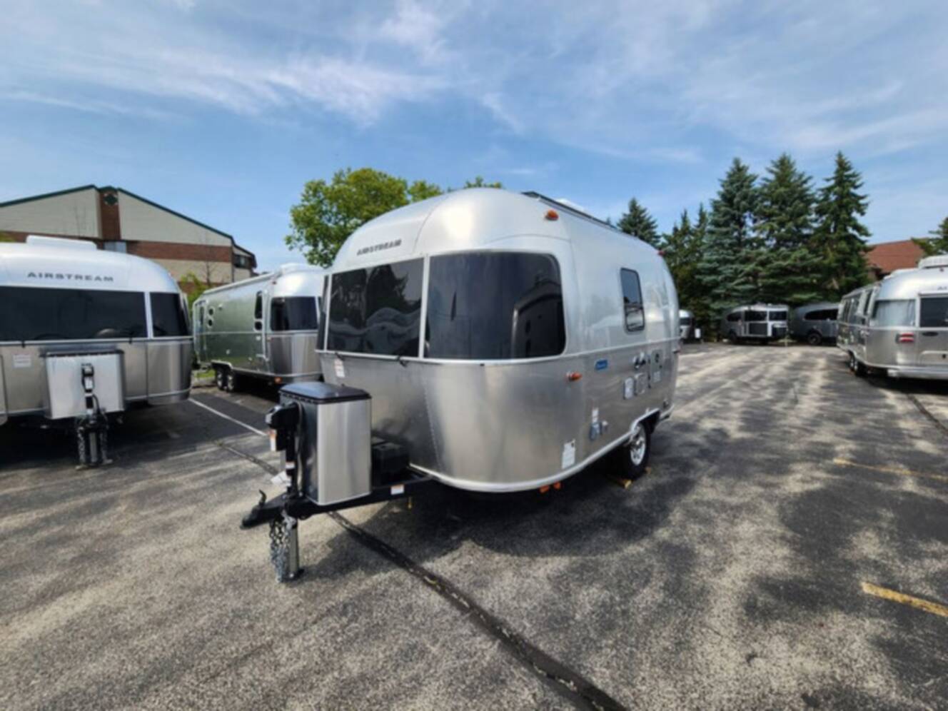 A photo of this 2025 Airstream Bambi 16RB