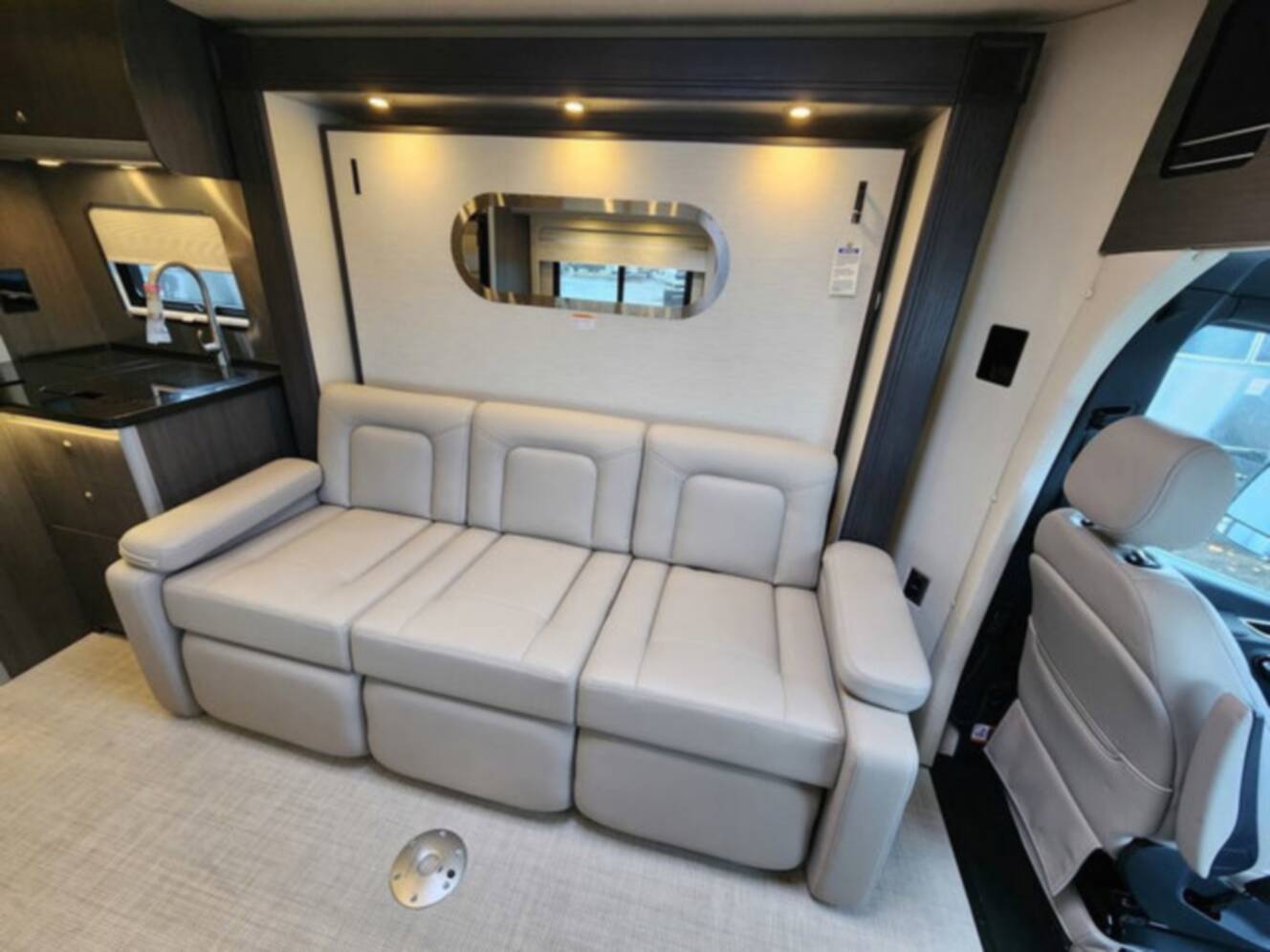 A photo of this 2026 Airstream Atlas 25MS Murphy Suite