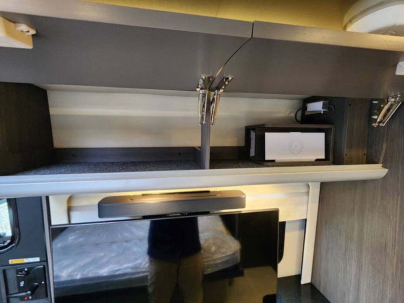 A photo of this 2026 Airstream Atlas 25MS Murphy Suite