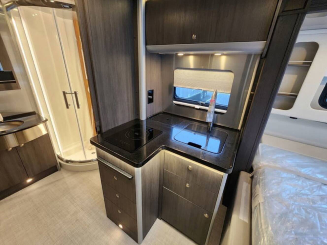A photo of this 2026 Airstream Atlas 25MS Murphy Suite