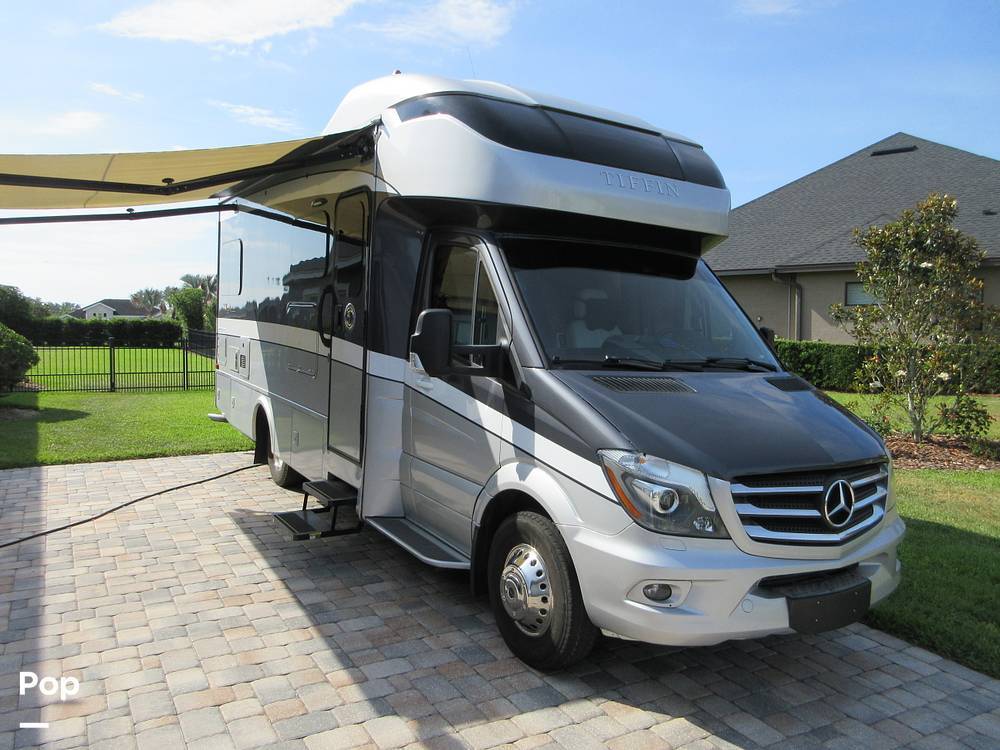 2019 Tiffin Wayfarer 24TW in mulberry FL
