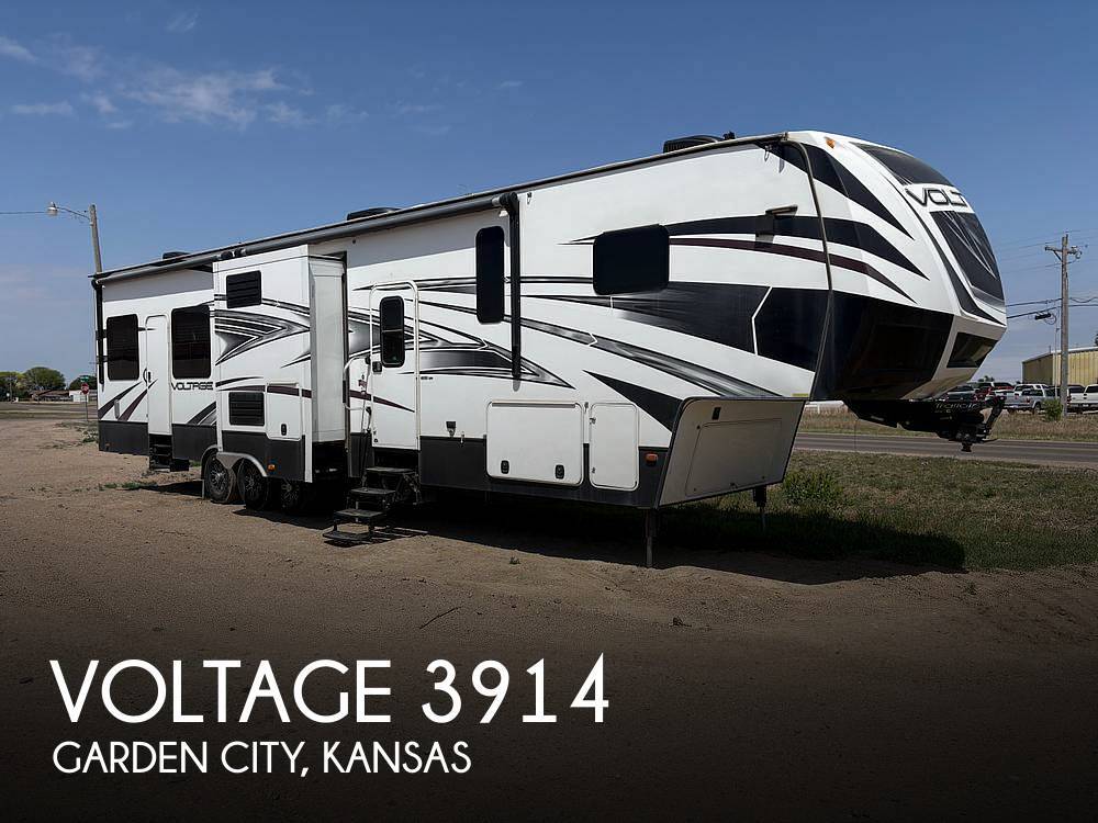 2016 Dutchmen Voltage 3914 in garden city KS