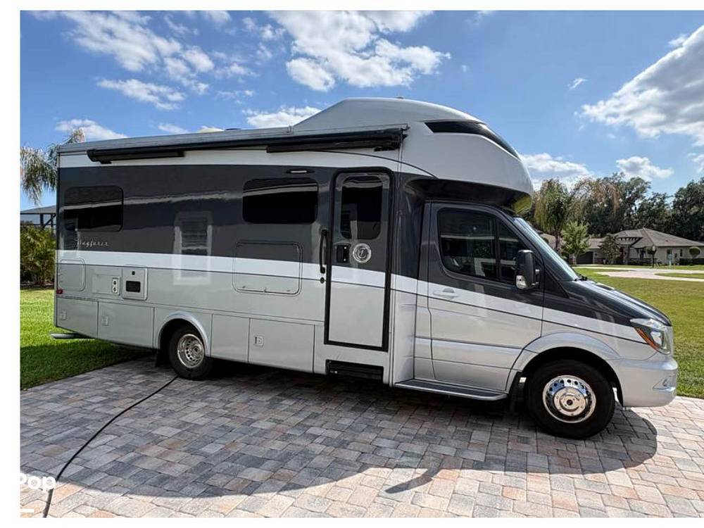 2019 Tiffin Wayfarer 24TW in mulberry FL