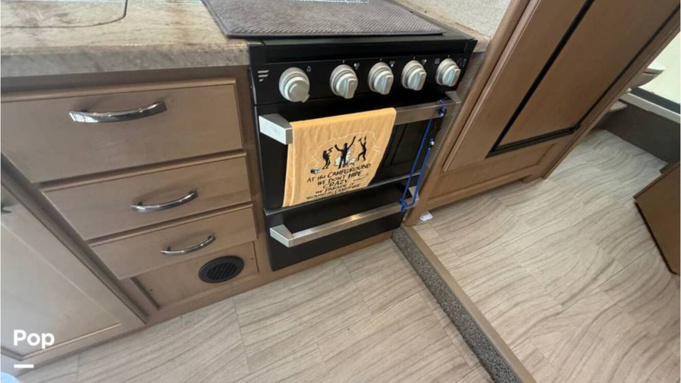 A photo of this 2020 Thor Motor Coach Daybreak 24DB