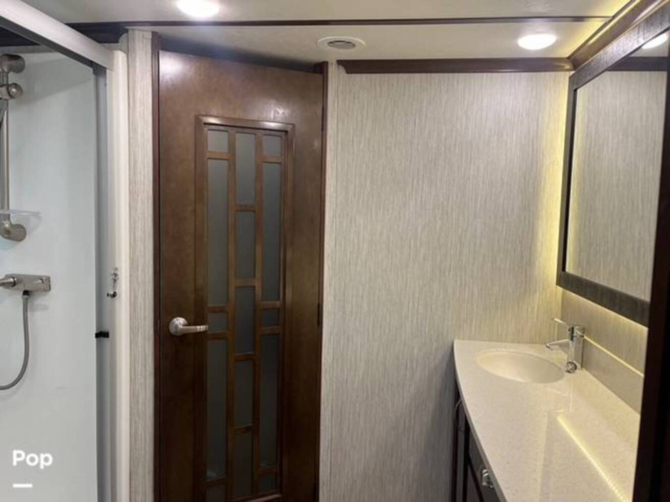 A photo of this 2019 Crossroads Redwood 3901MB