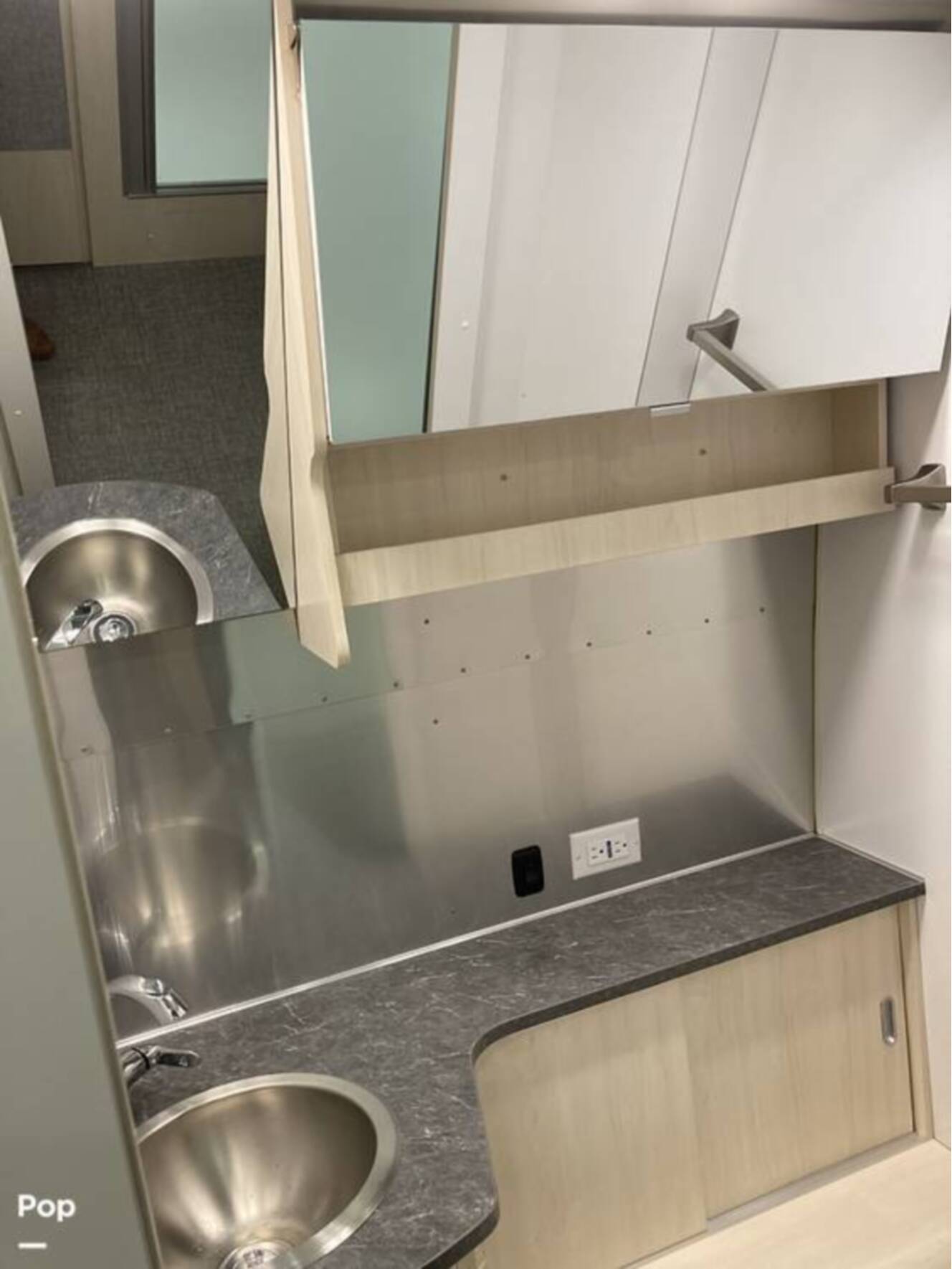 A photo of this 2021 Airstream Flying Cloud 28RB Twin