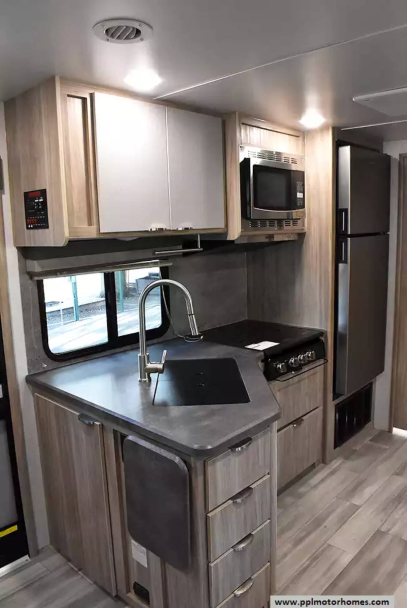 A photo of this 2022 Winnebago Minnie 2201MB