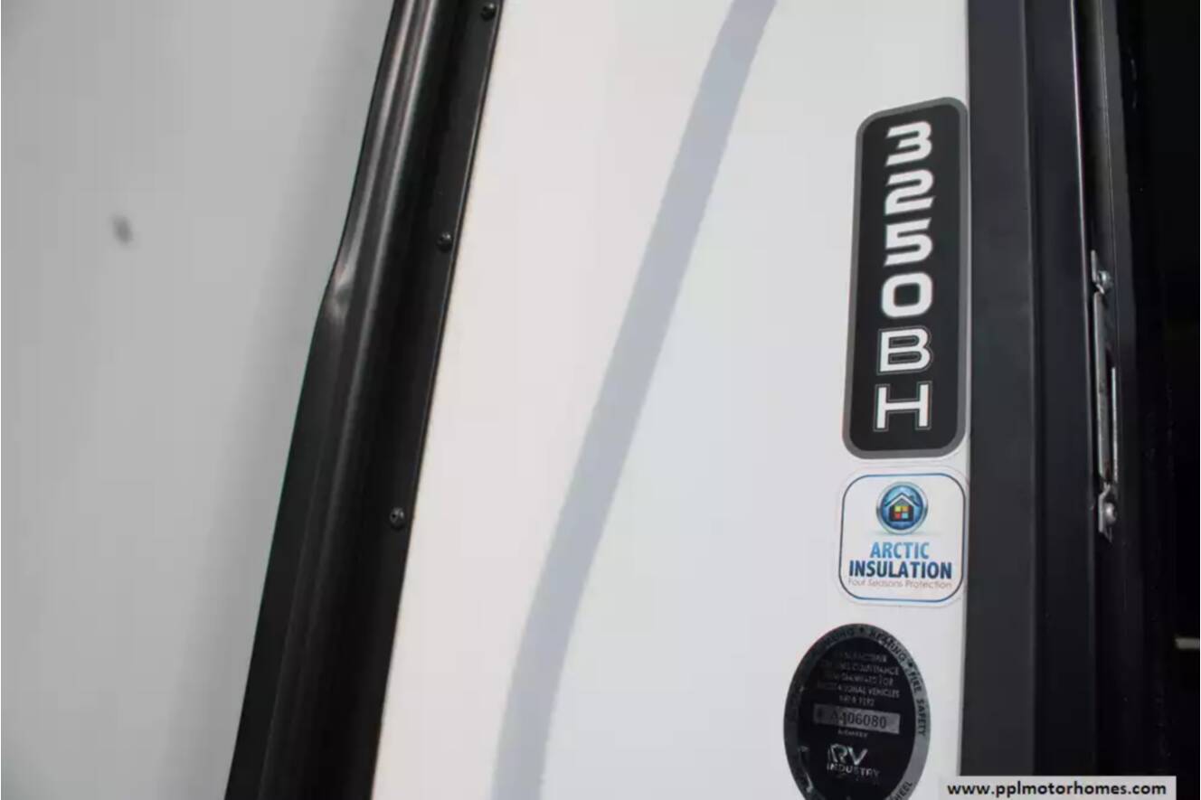 A photo of this 2022 Grand Design Imagine 3250BH