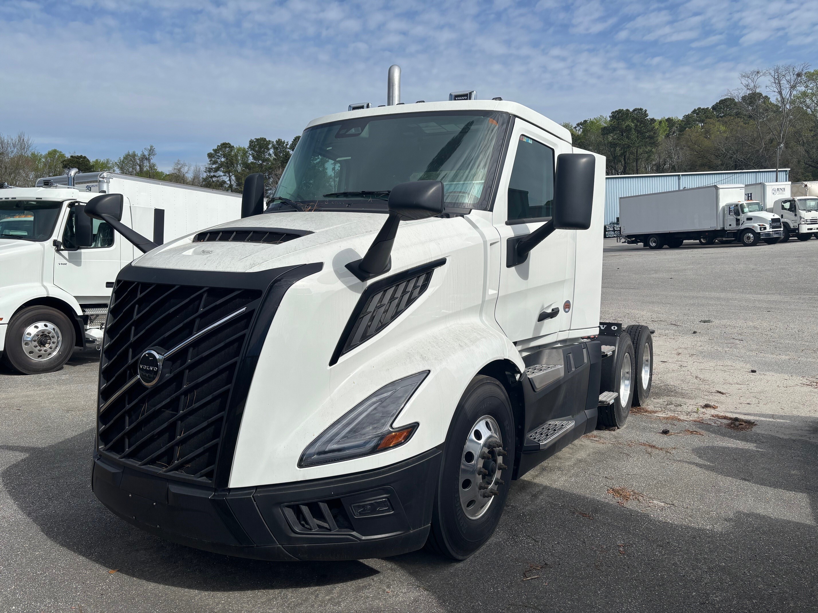 2026 VOLVO VNL300 in Florence, SC