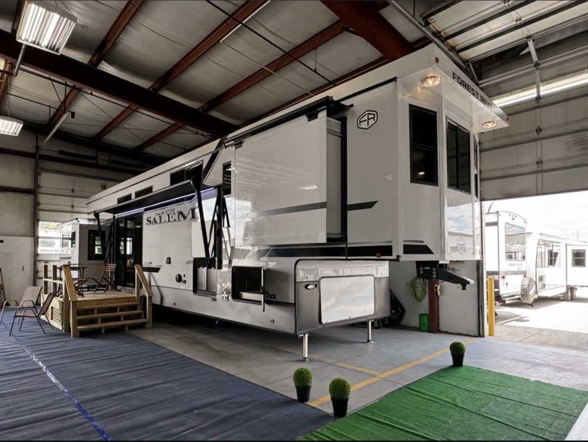 2025 Forest River SALEM HEMISPHERE ROOST43 RV
