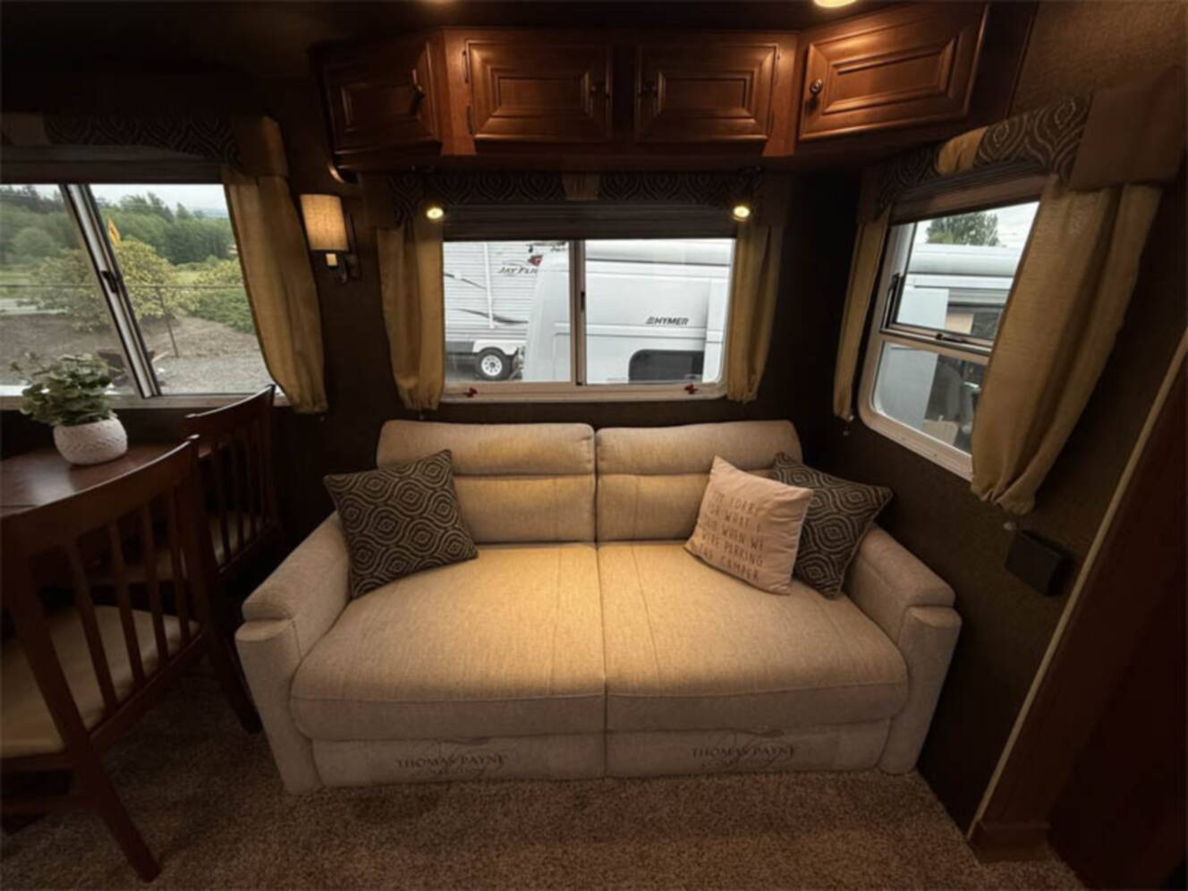 A photo of this 2019 Northwood Mfg SILVER FOX 29-5K BIG PRICE DROP !!