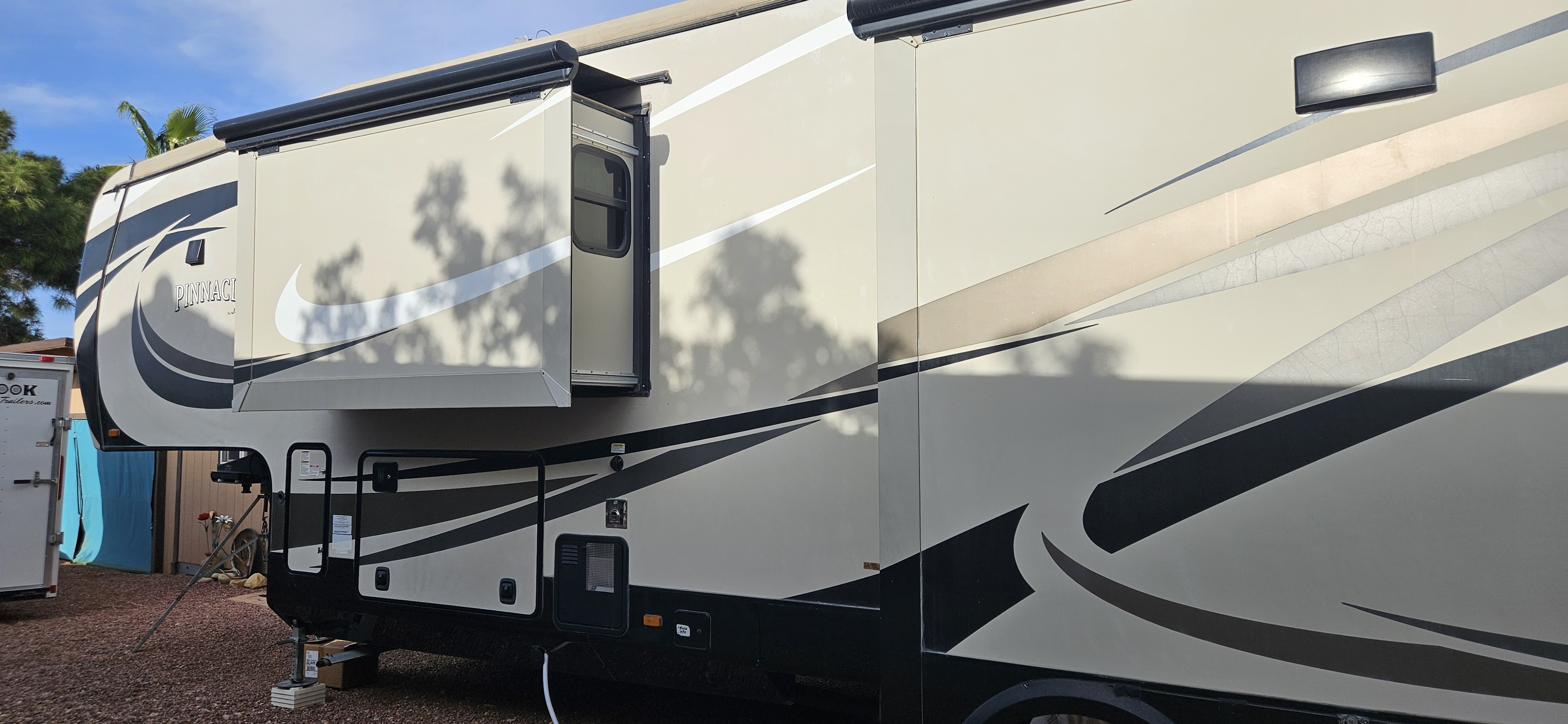 2015 Jayco PINNACLE 36FBTS RV