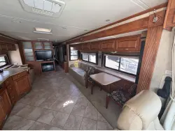 2008 MONACO KNIGHT 40DFT