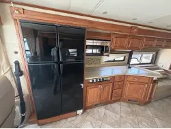 2008 MONACO KNIGHT 40DFT