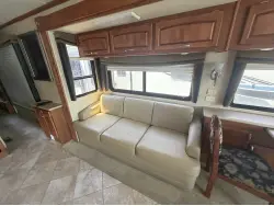 2008 MONACO KNIGHT 40DFT