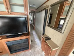 2008 MONACO KNIGHT 40DFT