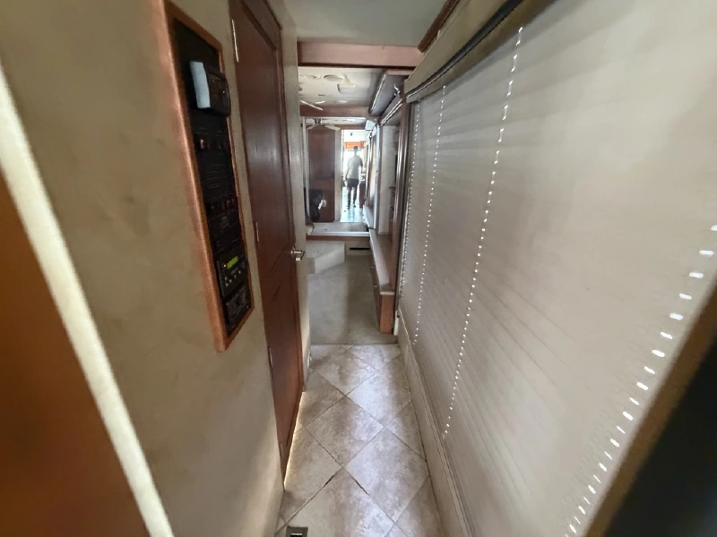 2008 MONACO KNIGHT 40DFT