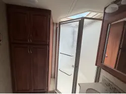 2008 MONACO KNIGHT 40DFT