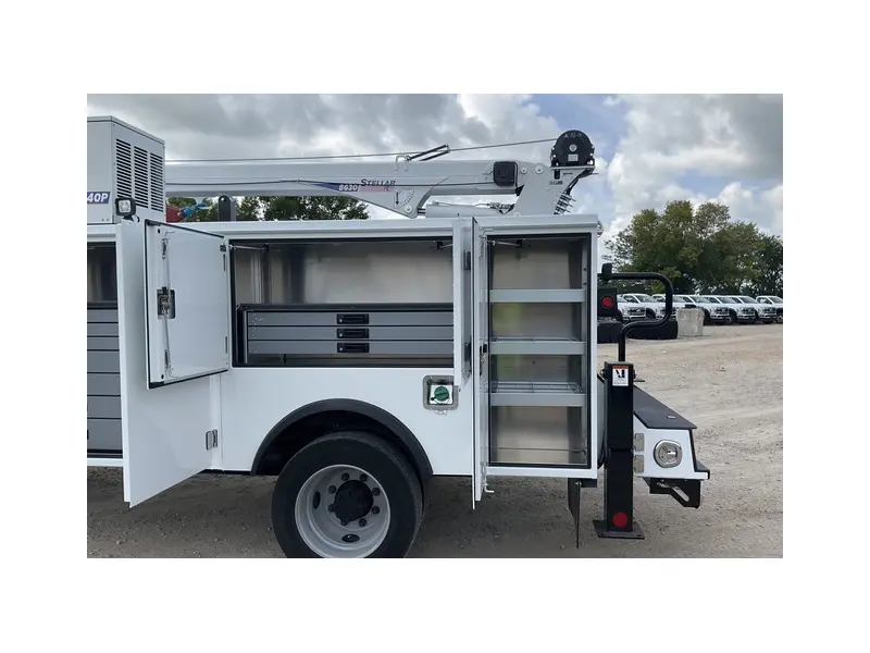 2024 CHEVROLET SILVERADO 6500HD