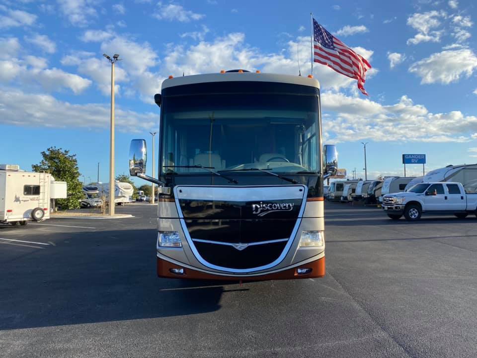 2011 Fleetwood DISCOVERY 42C RV