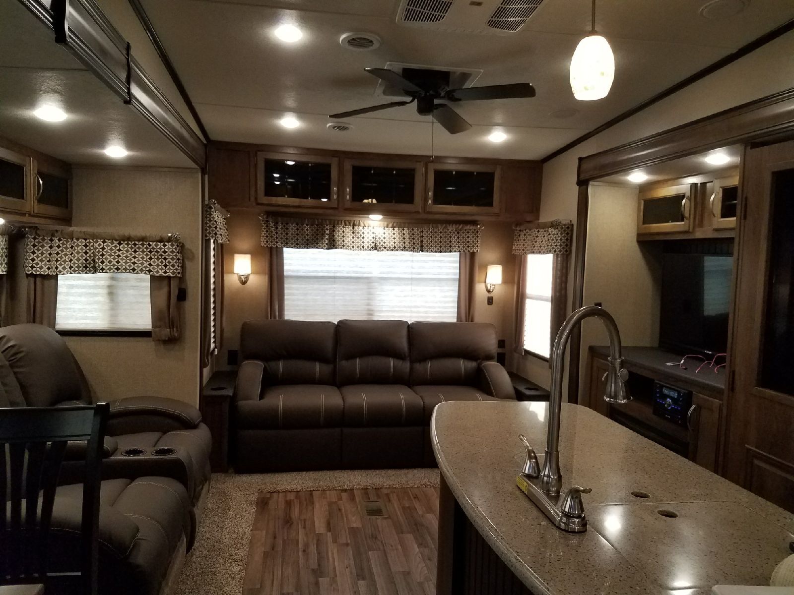 2017 Coachmen CHAPARRAL 336TSIK RV