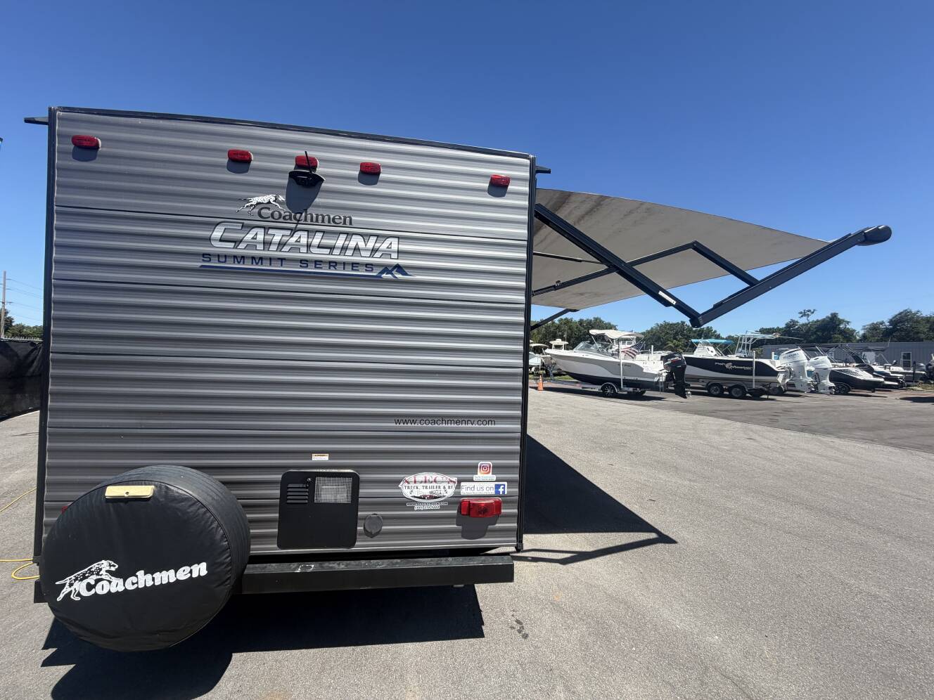 A photo of this 2022 Coachmen CATALINA SUMMIT SERIES 184BHS