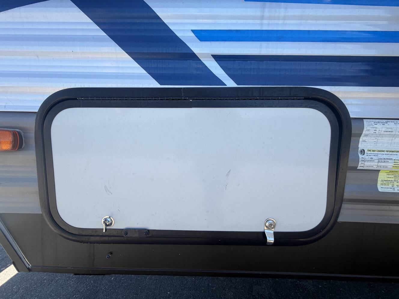 A photo of this 2022 Coachmen CATALINA SUMMIT SERIES 184BHS