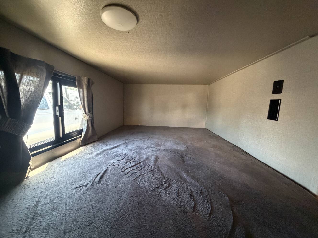 A photo of this 2022 Coachmen CATALINA SUMMIT SERIES 184BHS