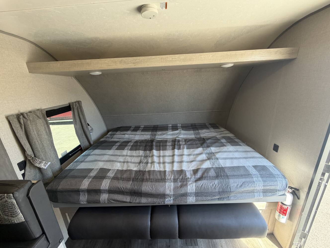 A photo of this 2022 Coachmen CATALINA SUMMIT SERIES 184BHS