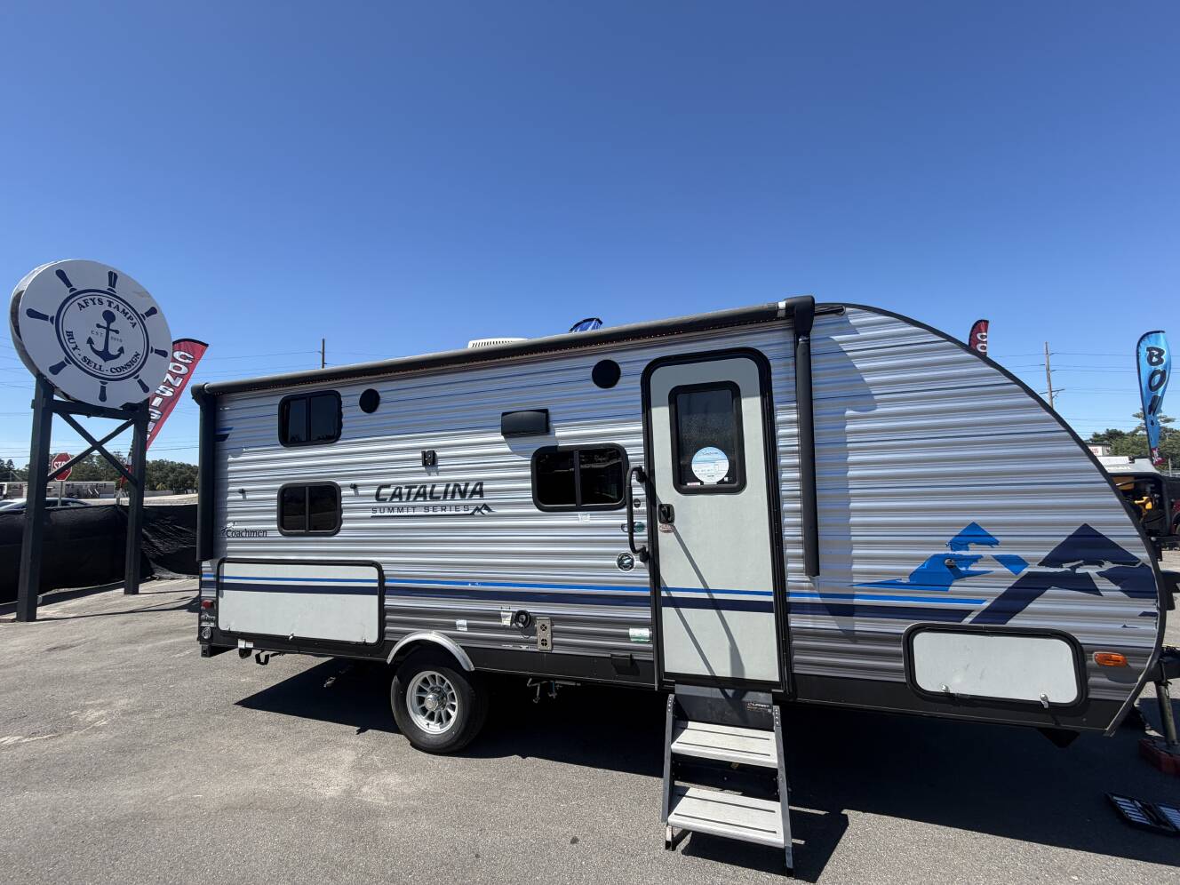 A photo of this 2022 Coachmen CATALINA SUMMIT SERIES 184BHS