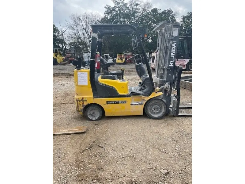 HYUNDAI 25LC-7A