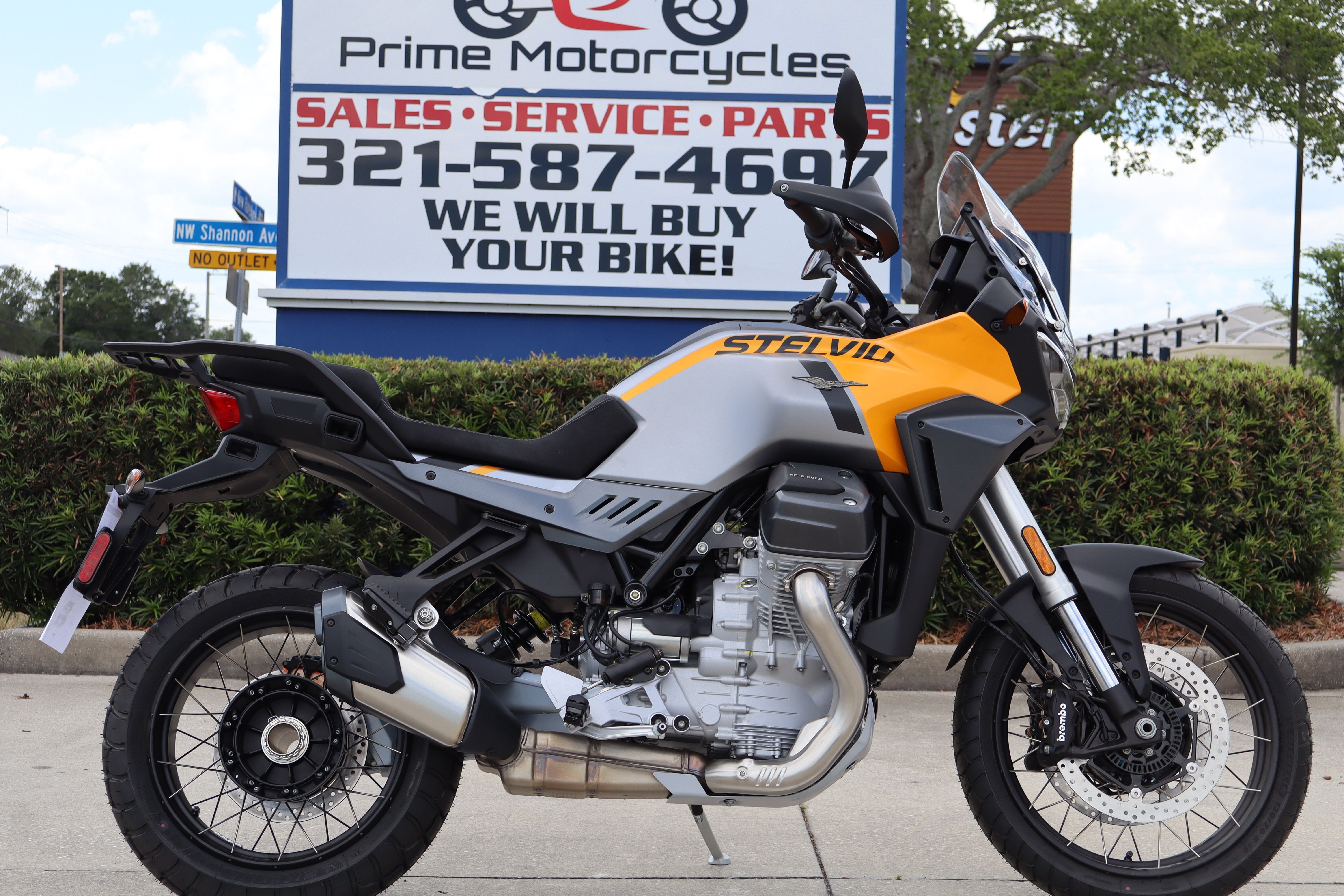 2025 Moto Guzzi Stelvio in Melbourne, FL