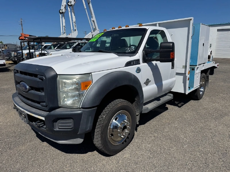 2013 FORD F550