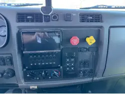 2013 PETERBILT 337