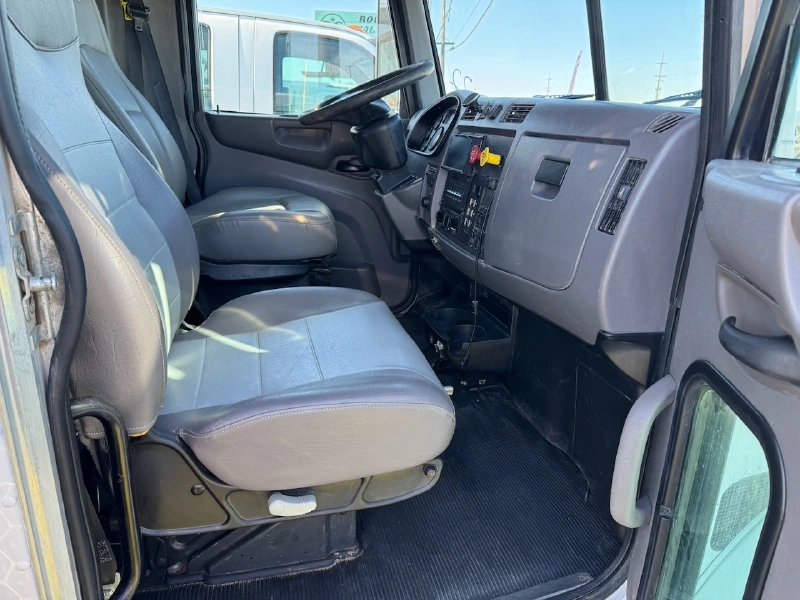 2013 PETERBILT 337