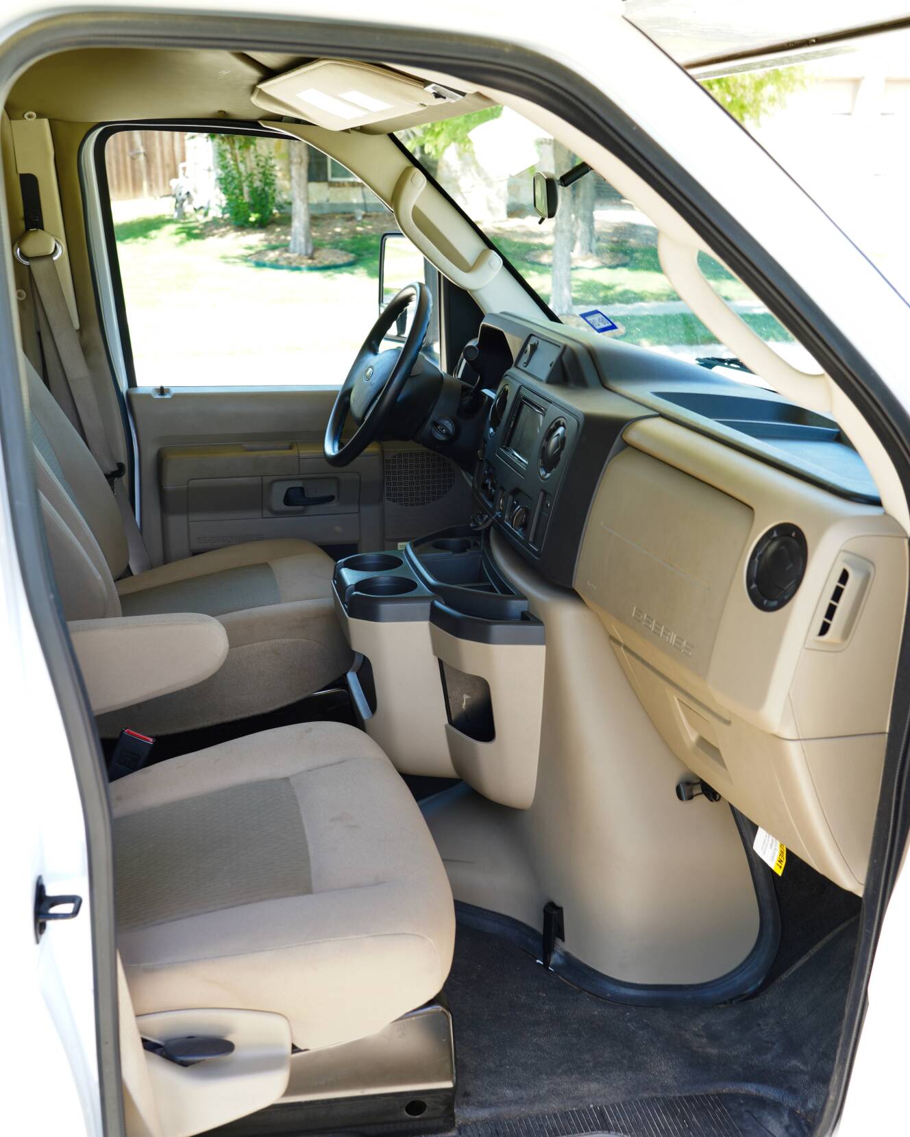 A photo of this 2018 Winnebago MINNIE WINNIE 31K