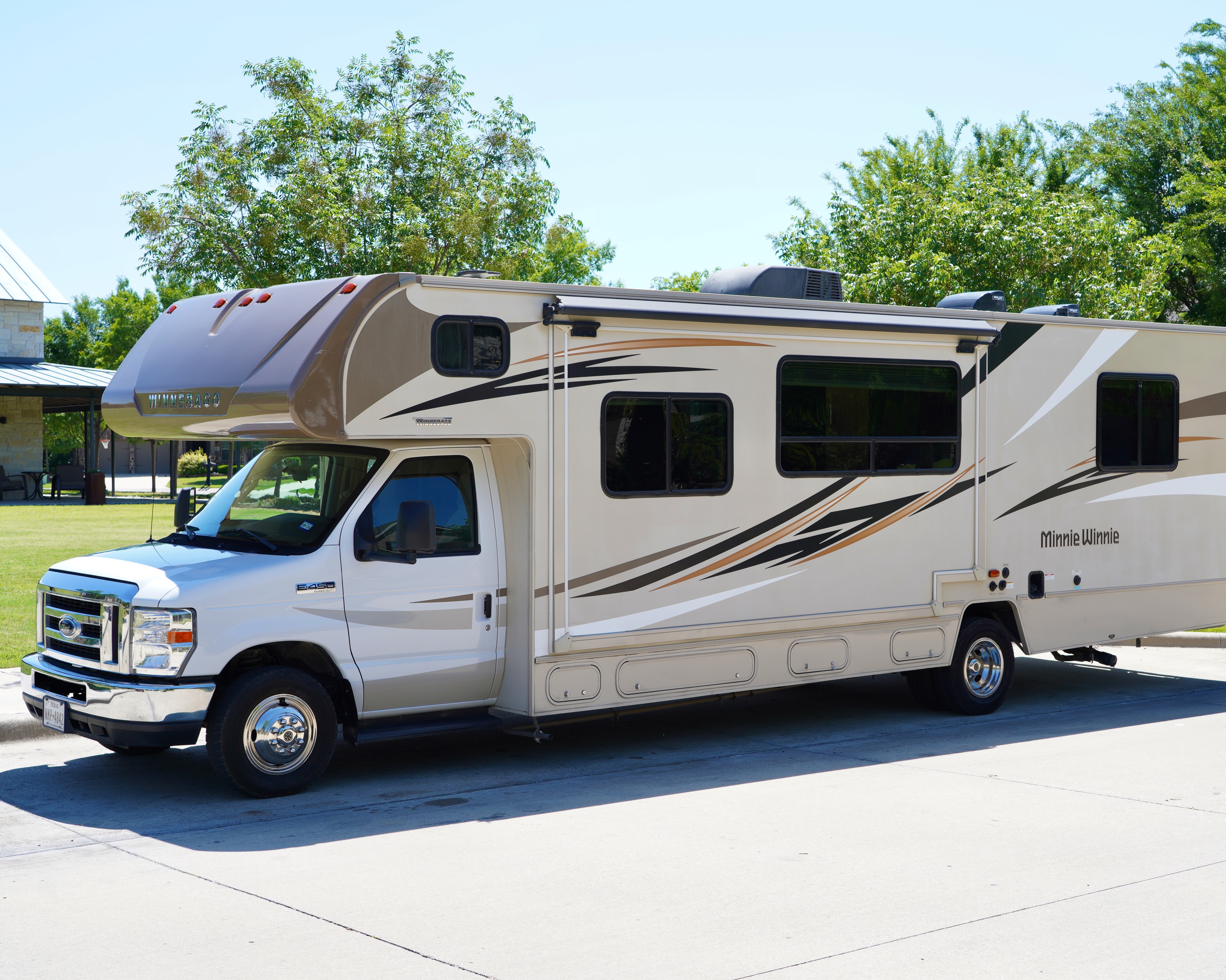 2018 Winnebago MINNIE WINNIE 31K in prosper TX
