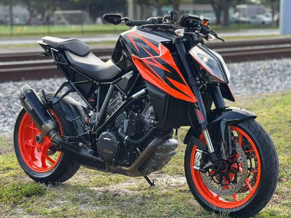 2019 KTM 1290 SUPER DUKE GT SUPER DUKE GT in Hollywood, FL