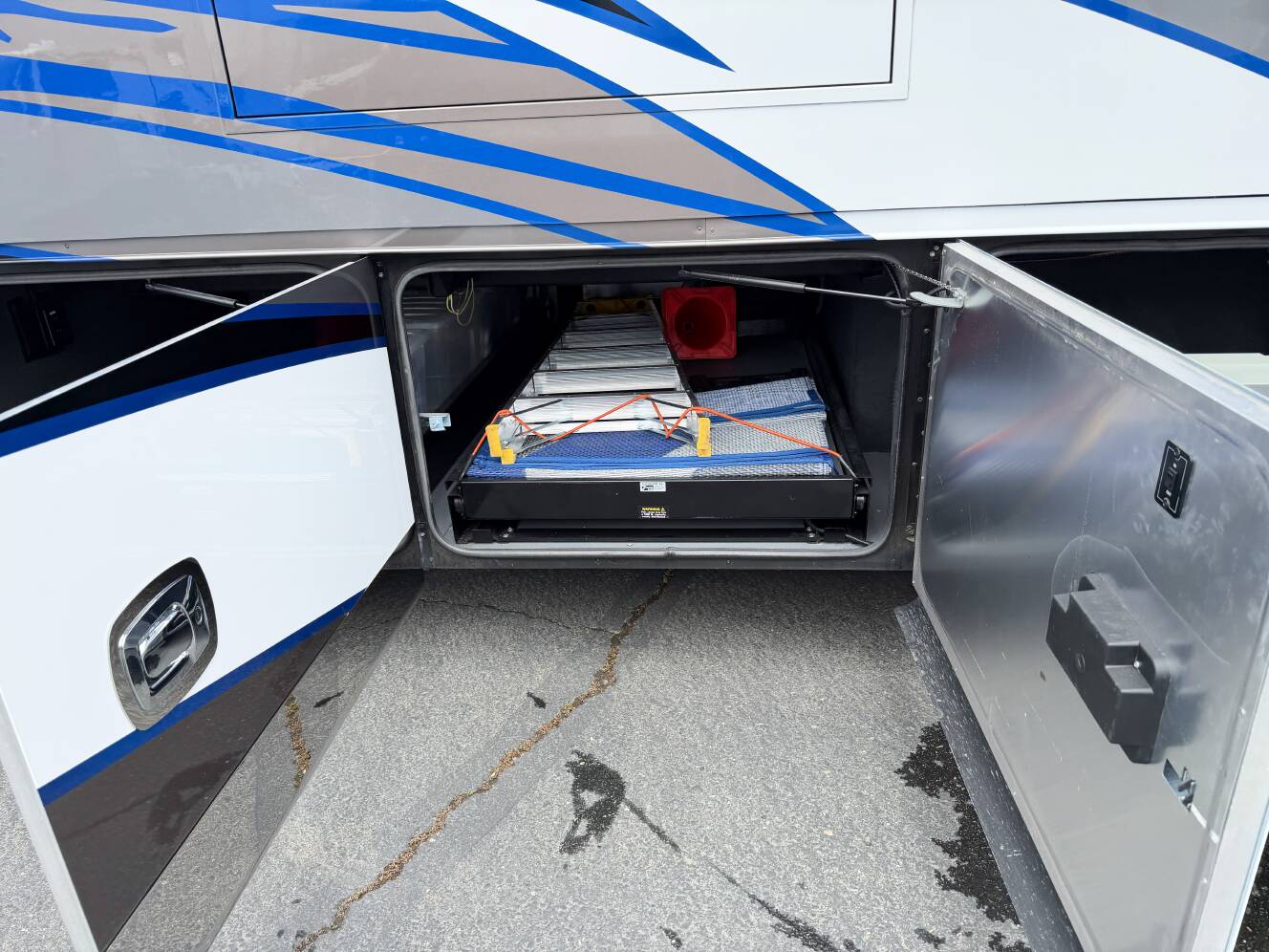 A photo of this 2021 Tiffin Motorhomes ZEPHYR 45 PZ