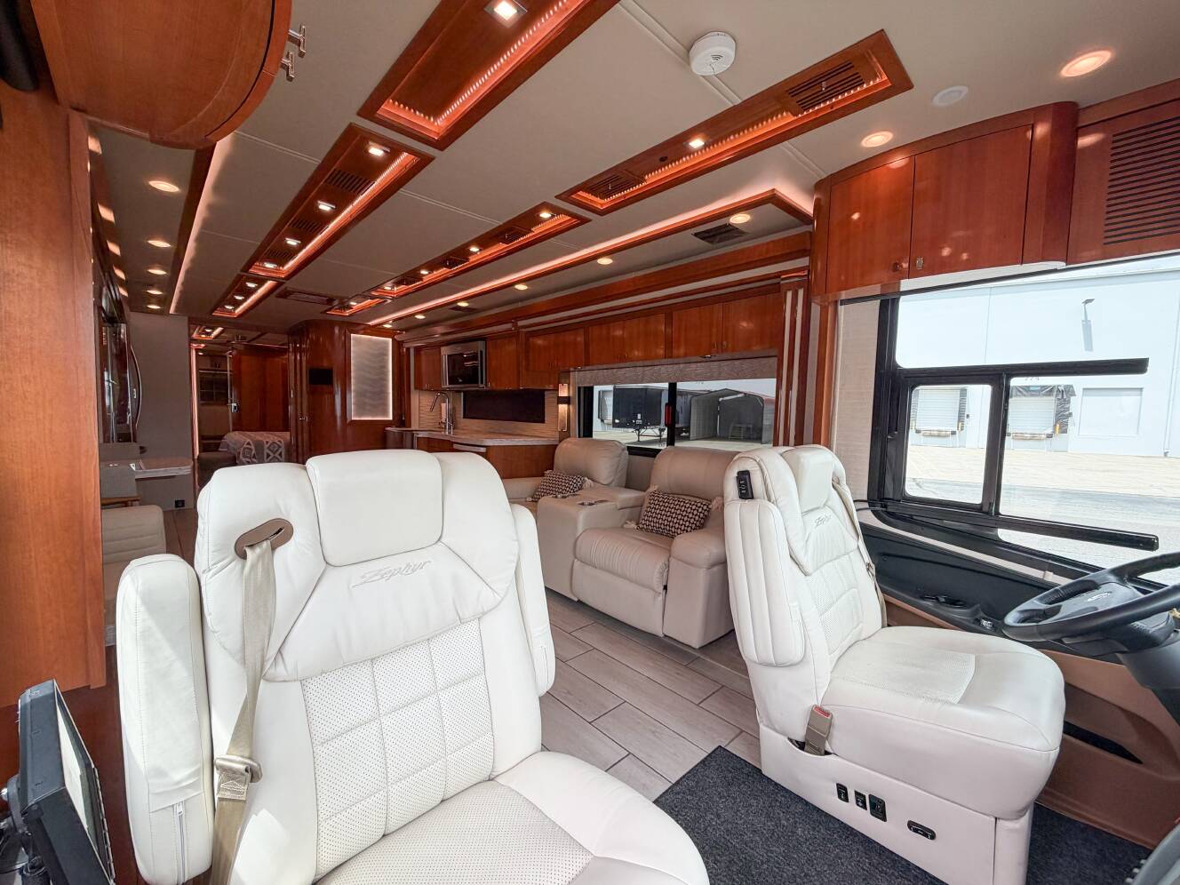 A photo of this 2021 Tiffin Motorhomes ZEPHYR 45 PZ